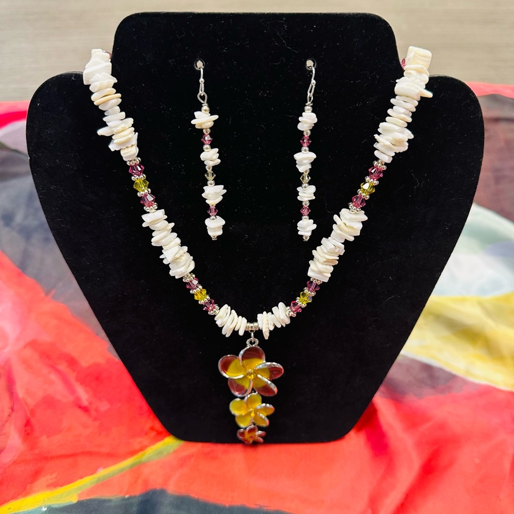 Seashell Necklace and Earrings set